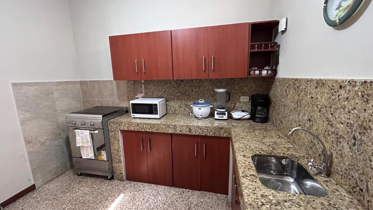 Ncg Suite Comegua Guayaquil Zewnętrze zdjęcie